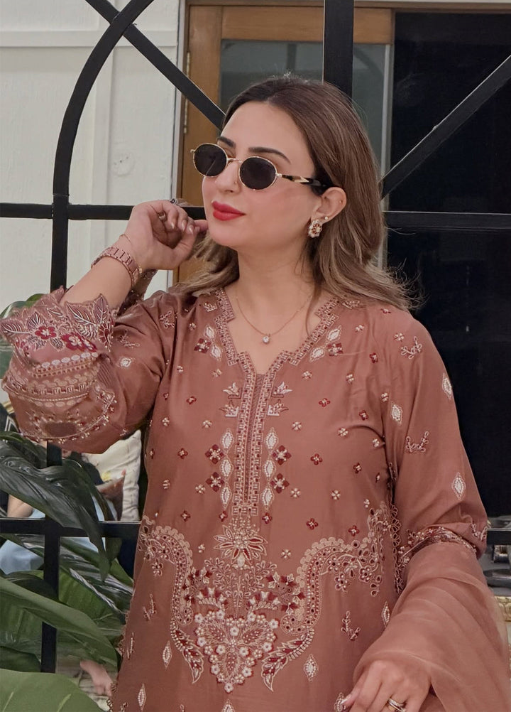 Aura of Flora by Zarizaa Unstitched Embroidered Lawn 3 Piece Suit MAGMA Lawn Collection