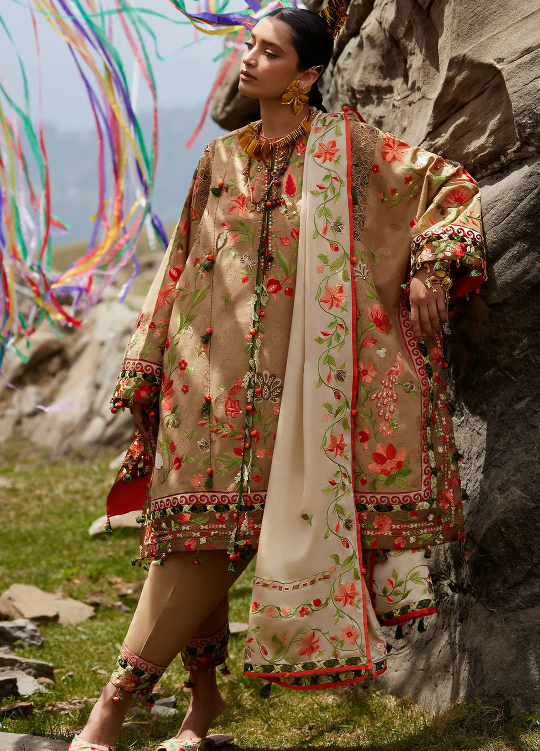Kashmee Legacy by Elan Unstitched Embroidered Jacquard Lawn 3 Piece Suit EL26ULKL Zérin EL26-12B - Festive Collection