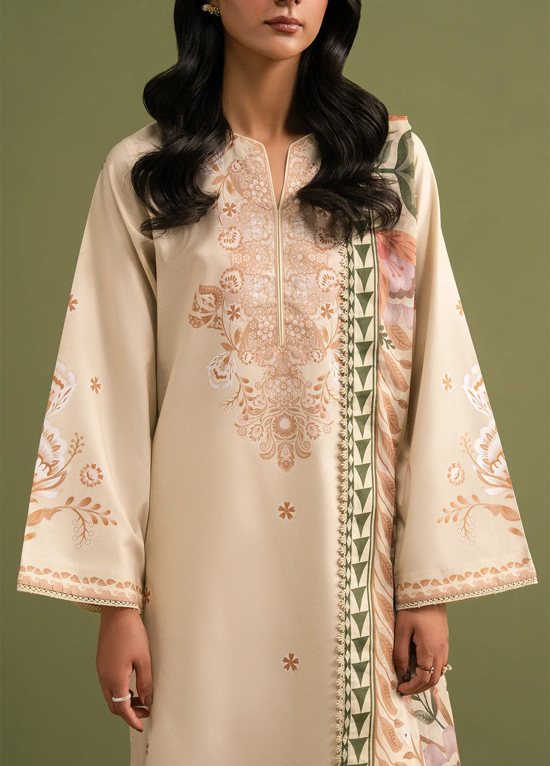 Seran Essentials Unstitched Printed Lawn 3 Piece Suit SN26UEL Alen D-05 - Summer Collection