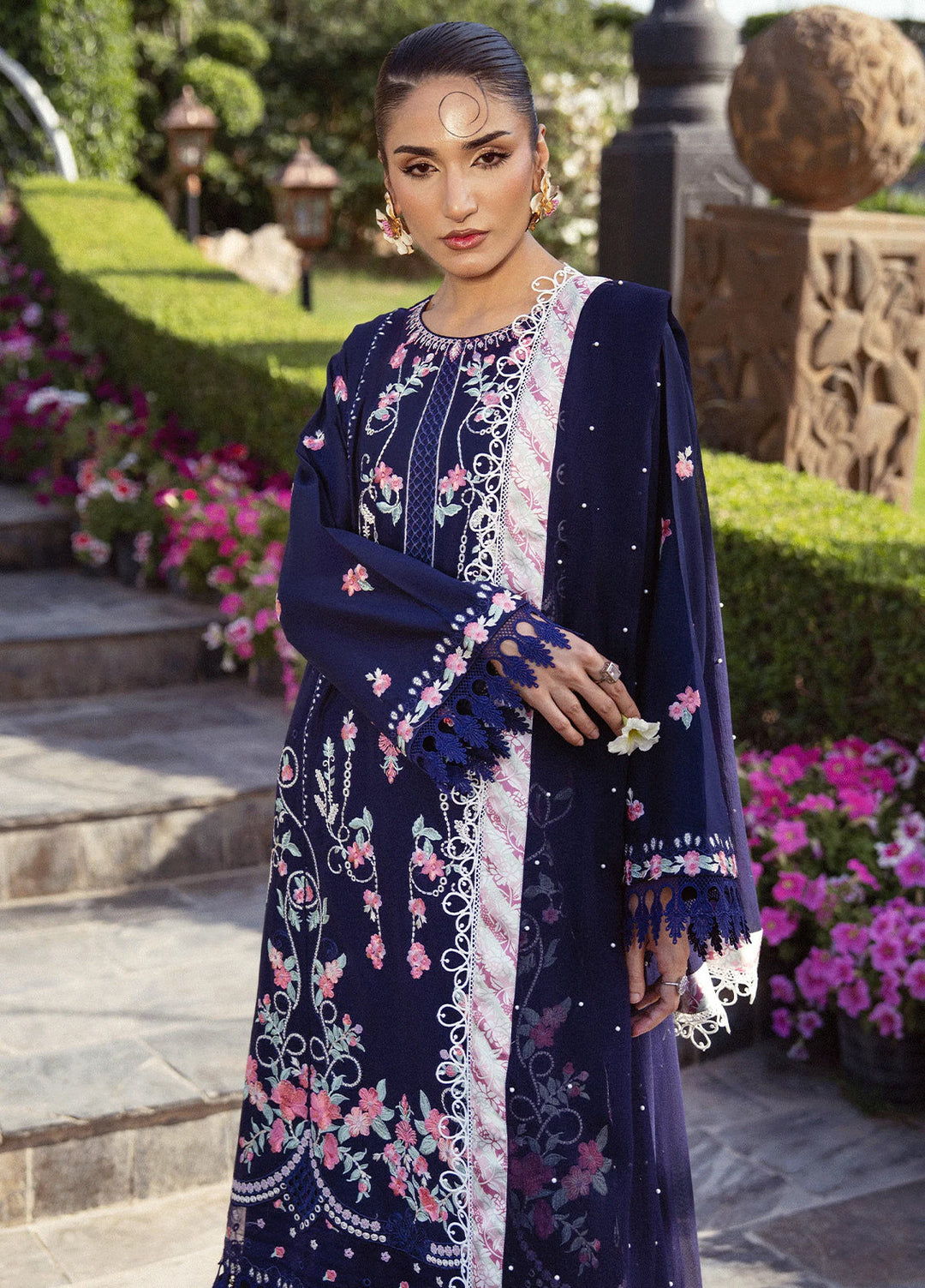 Raum by Sarb Unstitched Embroidered Lawn 3 Piece Suit RS26ULL RLL-05 - Eid Collection