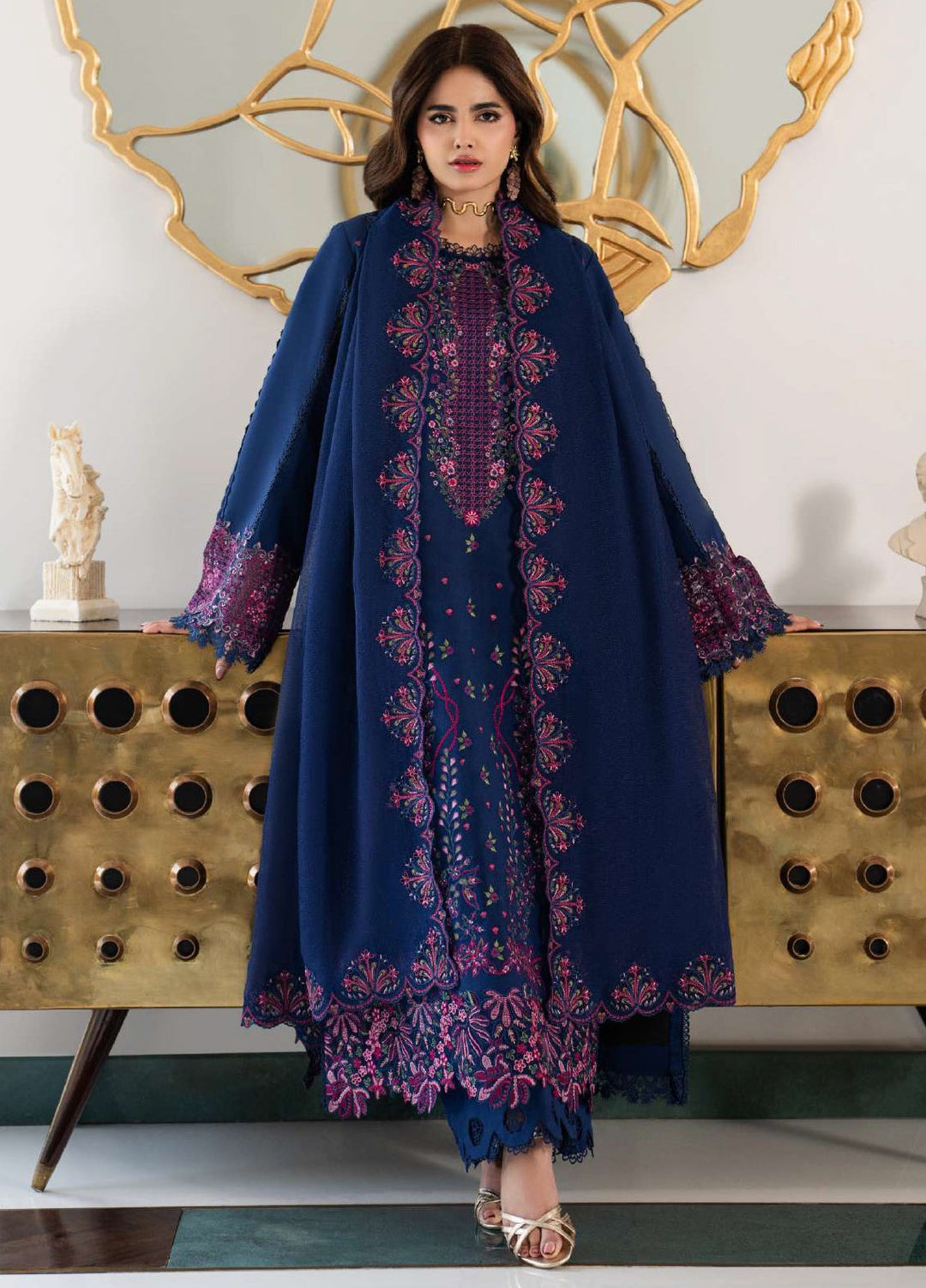 Carnation by Rang Rasiya Unstitched Embroidered Lawn 3 Piece Suit RR26UCL D4 ARIA - Eid Collection