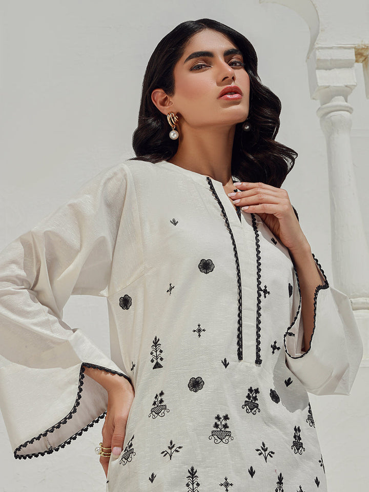 Salitex Women Embroidered 1 Piece Cambric Shirt WRTKBA24AL152 - Summer Collection