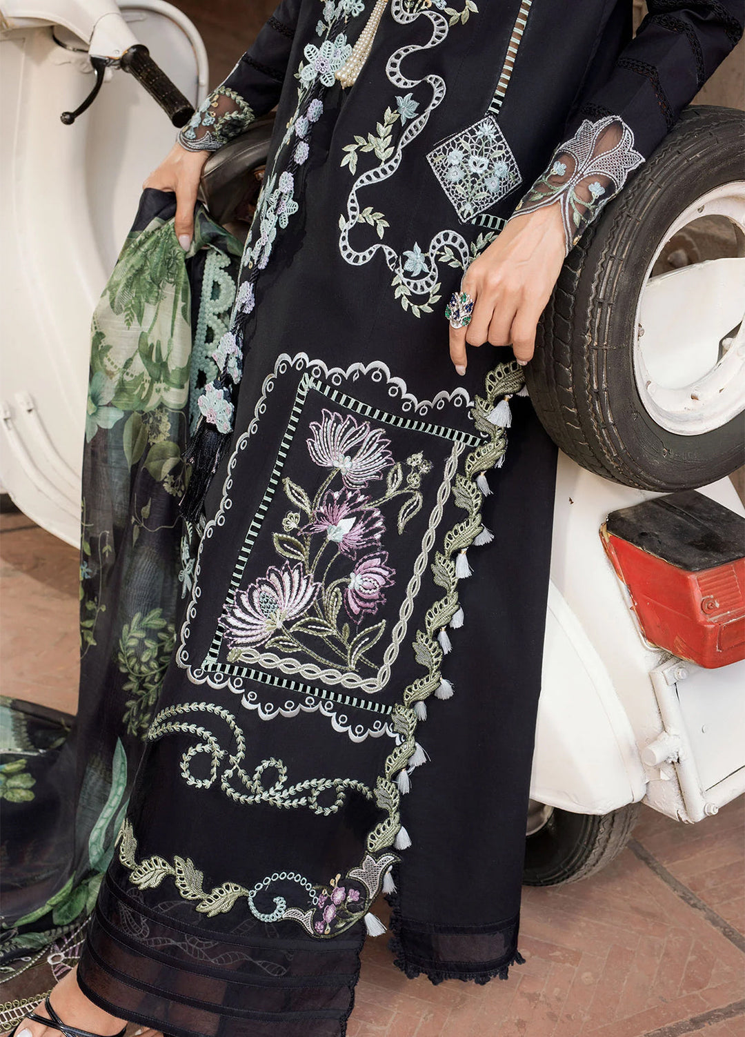 Bloom by Saira Shakira Unstitched Embroidered Lawn 3 Piece Suit SSR26ULB ELISE-05A - Eid Collection