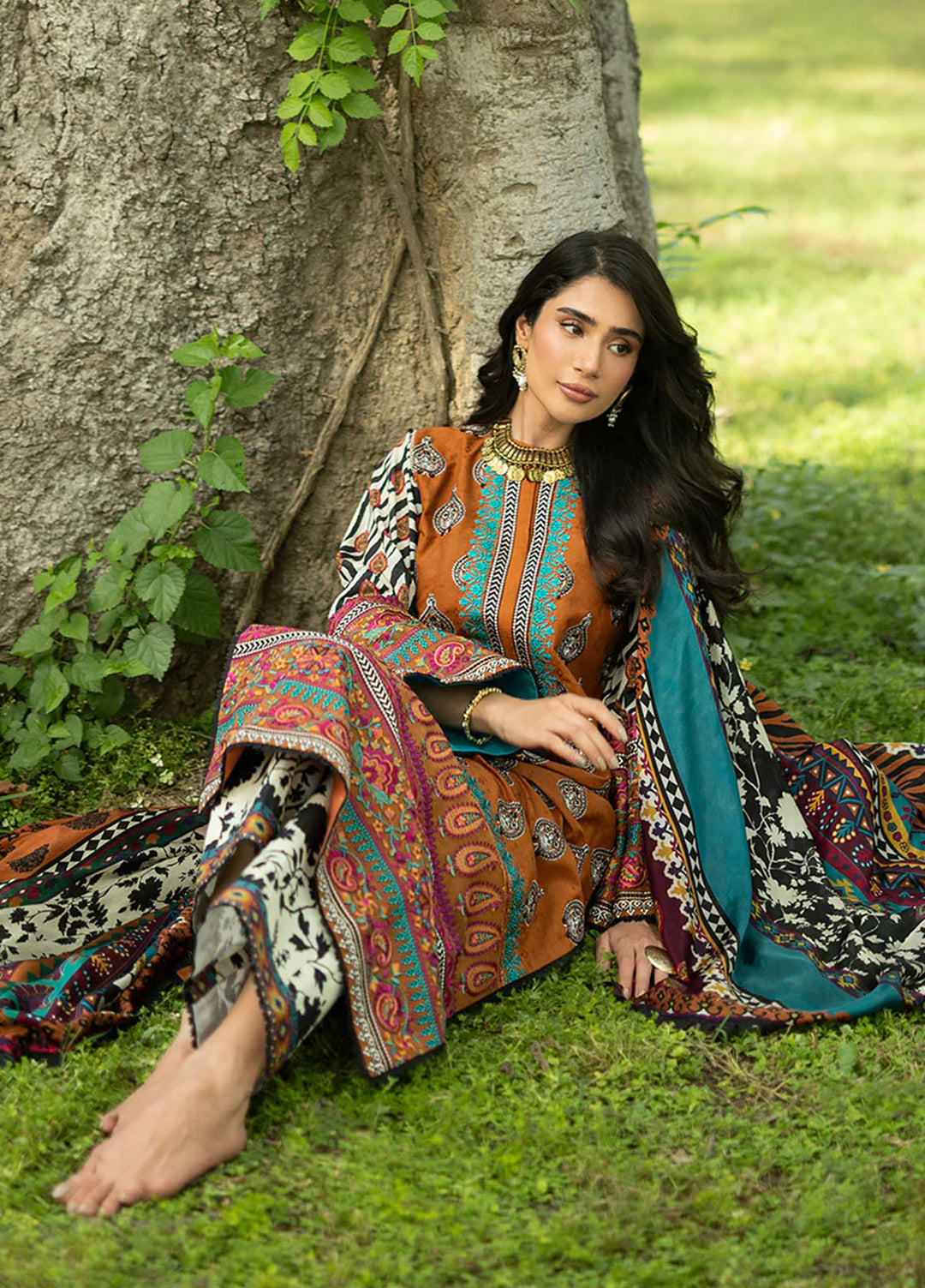Zainab Chottani Unstitched Embroidered Jacquard 3 Piece Suit ZC26ULE Erin 11 - Eid Collection