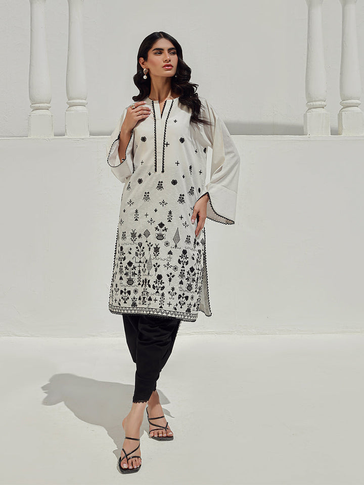 Salitex Women Embroidered 1 Piece Cambric Shirt WRTKBA24AL152 - Summer Collection
