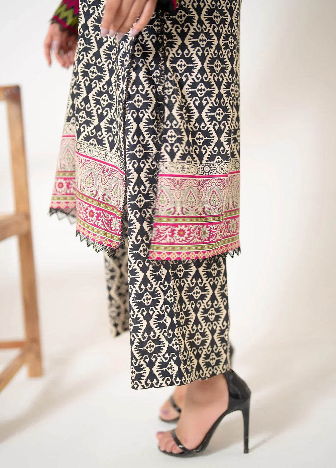 Salitex Women Printed Cambric 2 Piece Suit WRTKBA24AL198 - Summer Collection