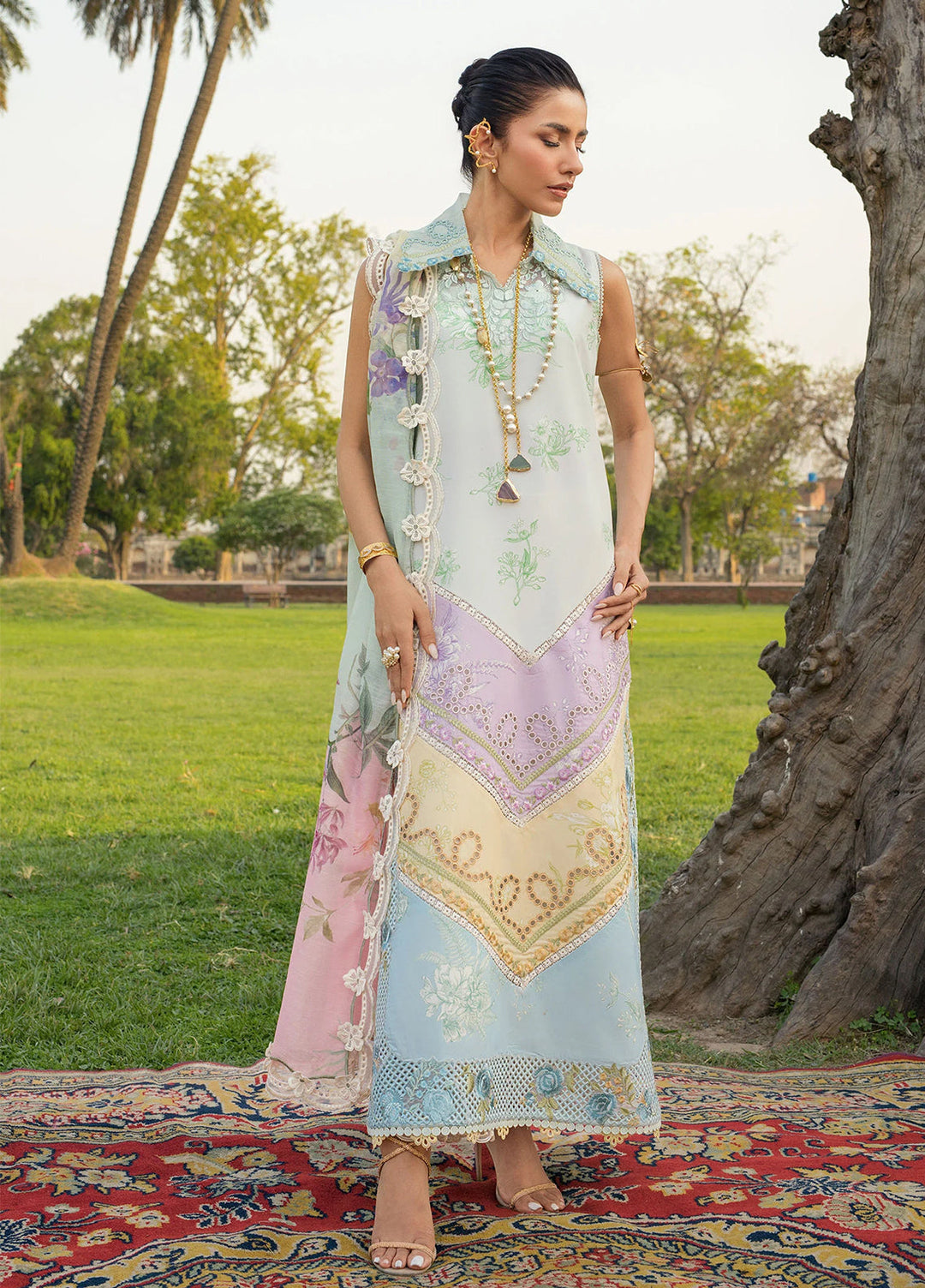 Bloom by Saira Shakira Unstitched Embroidered Lawn 3 Piece Suit SSR26ULB AVA-01A - Eid Collection