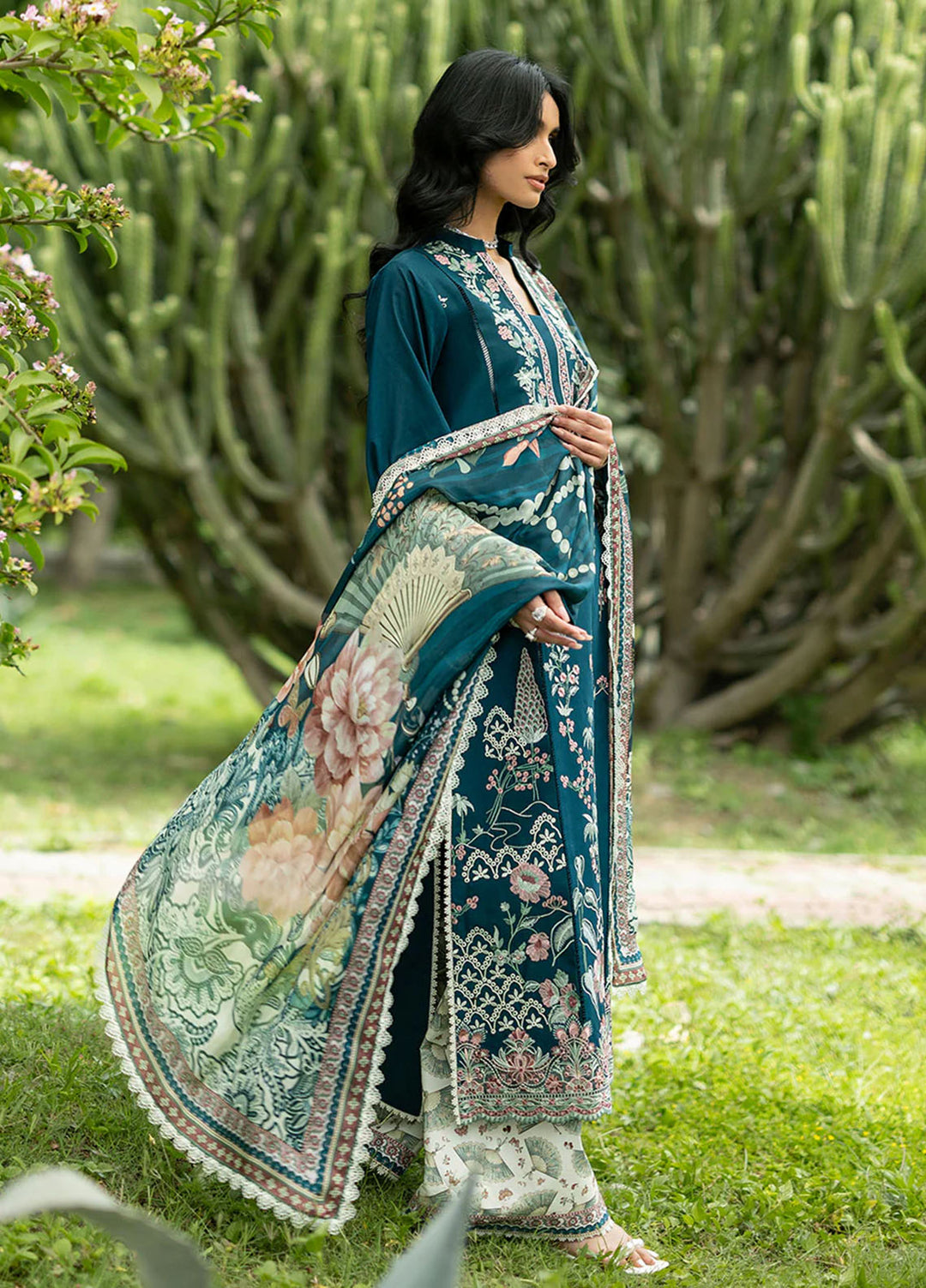 Zainab Chottani Unstitched Embroidered Lawn 3 Piece Suit ZC26ULE Faye 01 - Eid Collection