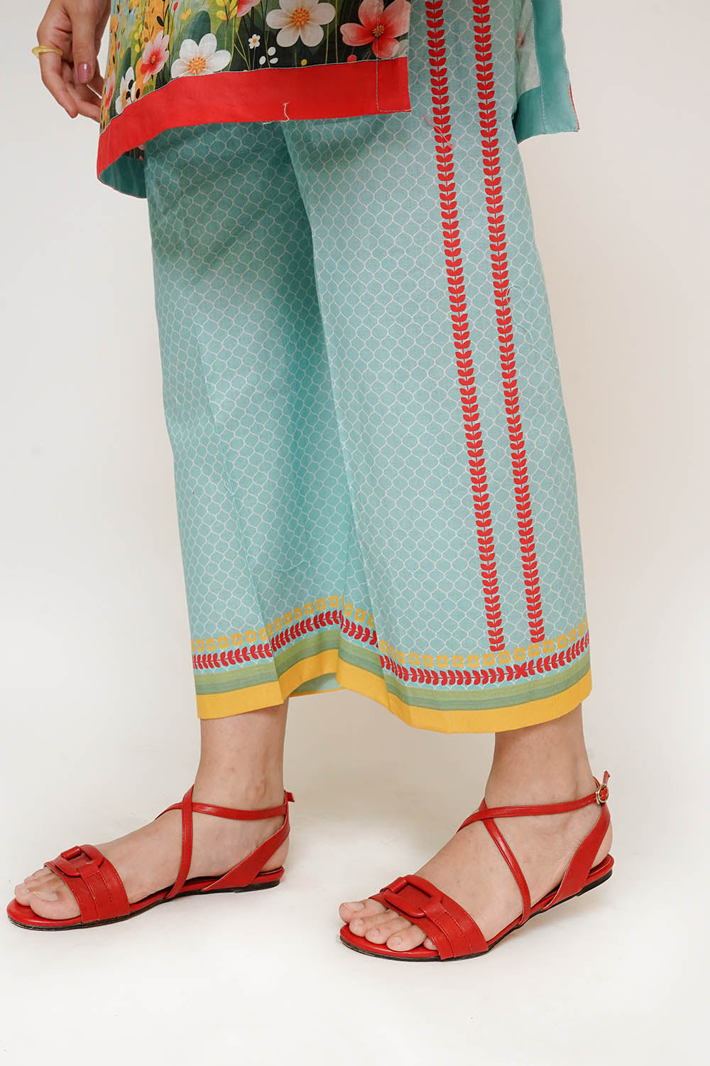 Senorita Girls RTW Printed Cotton Lawn 3 Piece Suit GAD-03474 Eid Collection