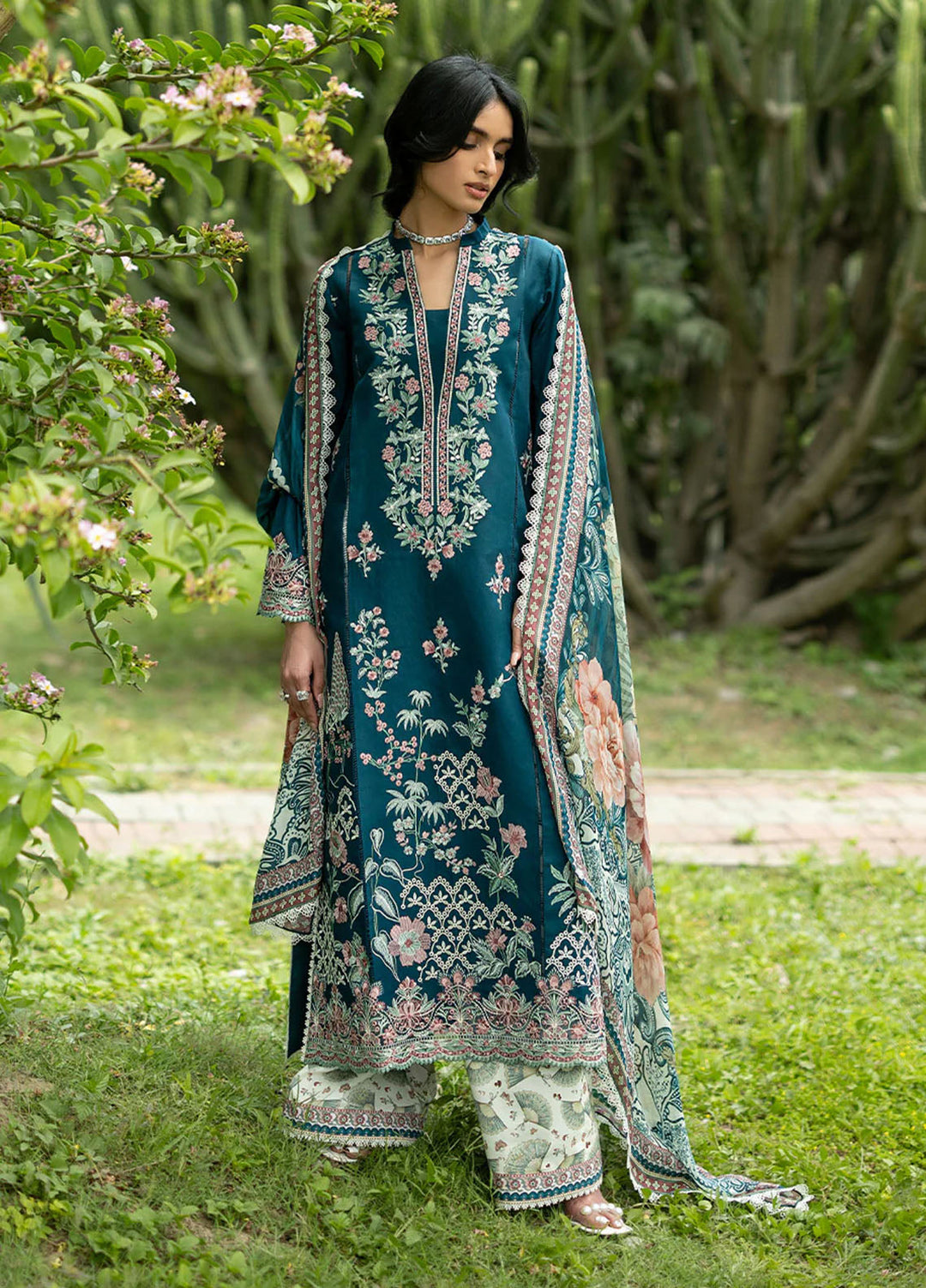 Zainab Chottani Unstitched Embroidered Lawn 3 Piece Suit ZC26ULE Faye 01 - Eid Collection