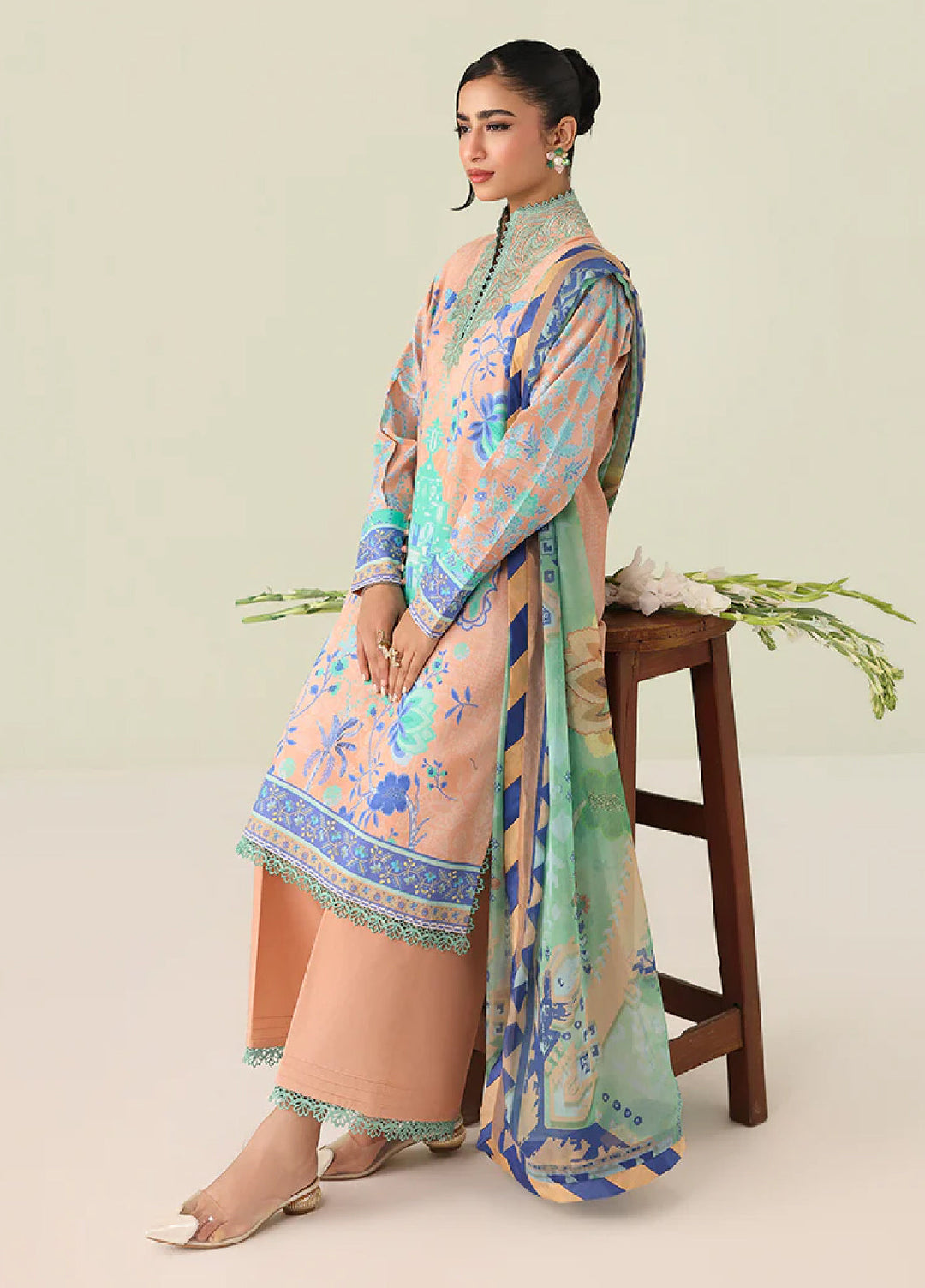 Rosette by Roheenaz Unstitched Lawn Embroidered 3 Piece Suit RNZ26UR Weave of Light-8B - Summer Collection