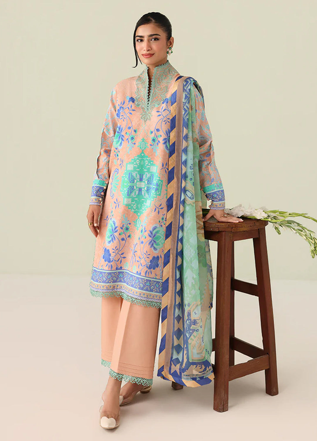 Rosette by Roheenaz Unstitched Lawn Embroidered 3 Piece Suit RNZ26UR Weave of Light-8B - Summer Collection