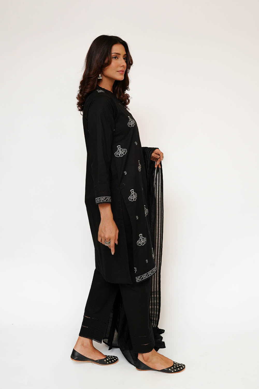 Monochrome by Senorita Women RTW Printed Lawn Cotton 3 Piece Suit LAD-03466 Casual Collection