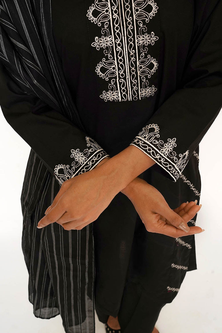 Monochrome by Senorita Women RTW Printed Lawn Cotton 3 Piece Suit LAD-03492 Casual Collection