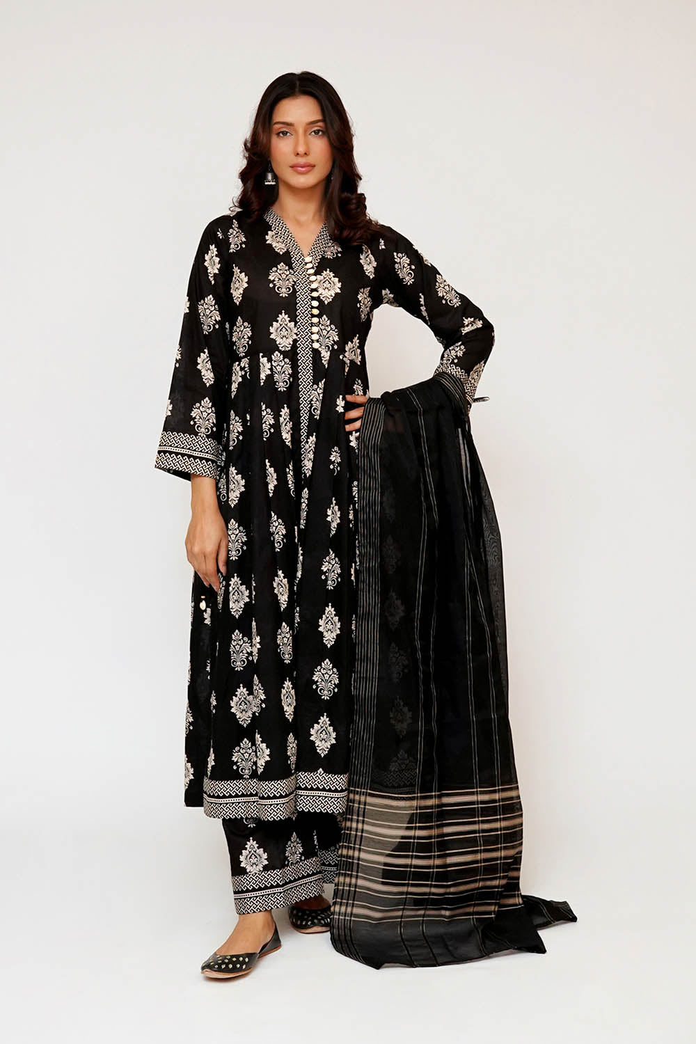 Senorita Women RTW Printed Lawn Cotton 3 Piece Suit LAD-03488 Eid Collection