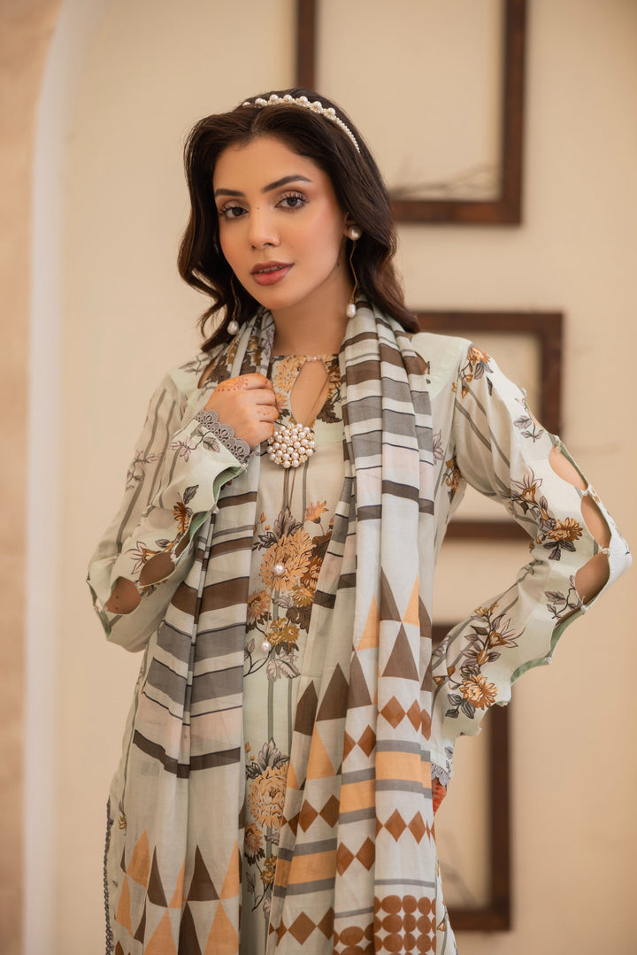 Printed Perfection by Waresha RTW Printed Lawn 3 Piece Suit Gulnaar Essence Festive Collection