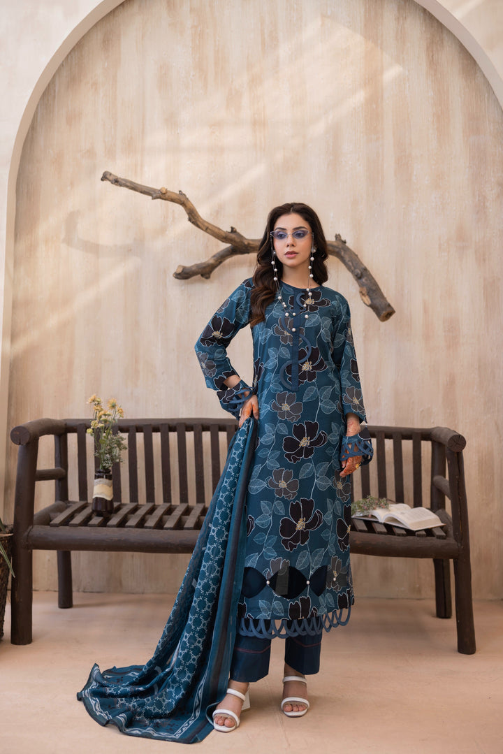 Printed Perfection by Waresha RTW Printed Lawn 3 Piece Suit Summer Royale Festive Collection