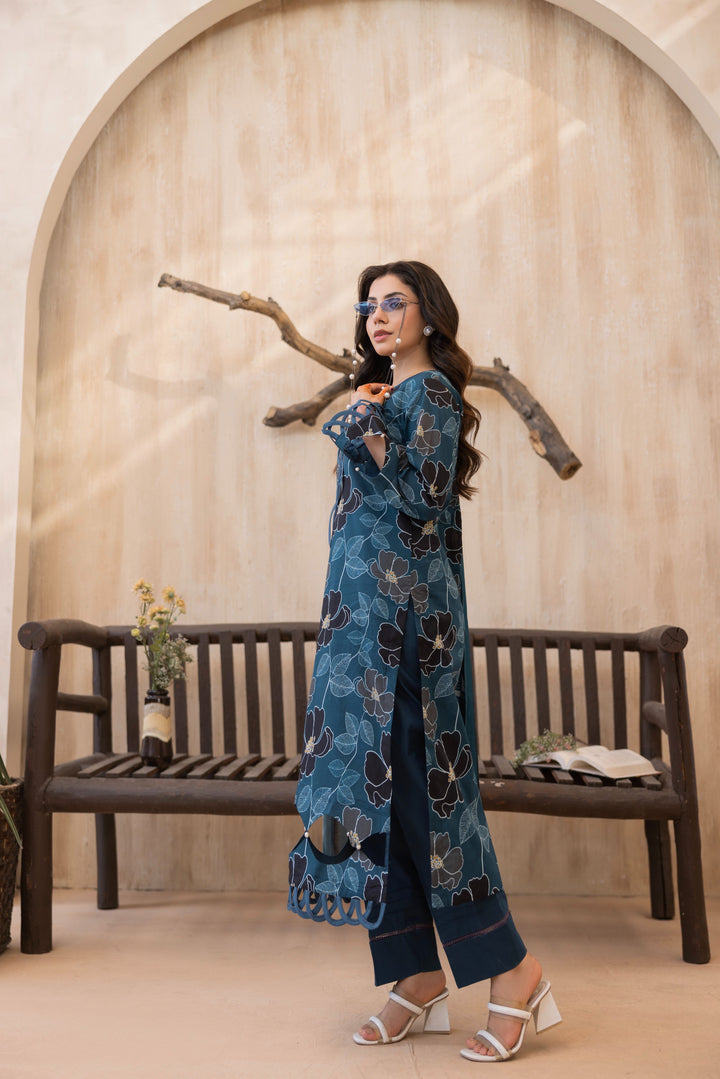 Printed Perfection by Waresha RTW Printed Lawn 3 Piece Suit Summer Royale Festive Collection