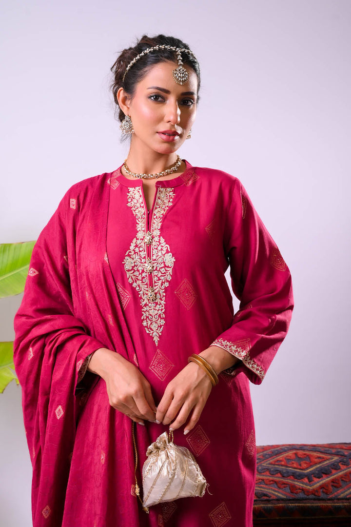 Senorita Women RTW Embroidered Jacquard 3 Piece Suit LBD-03340 Eid Collection
