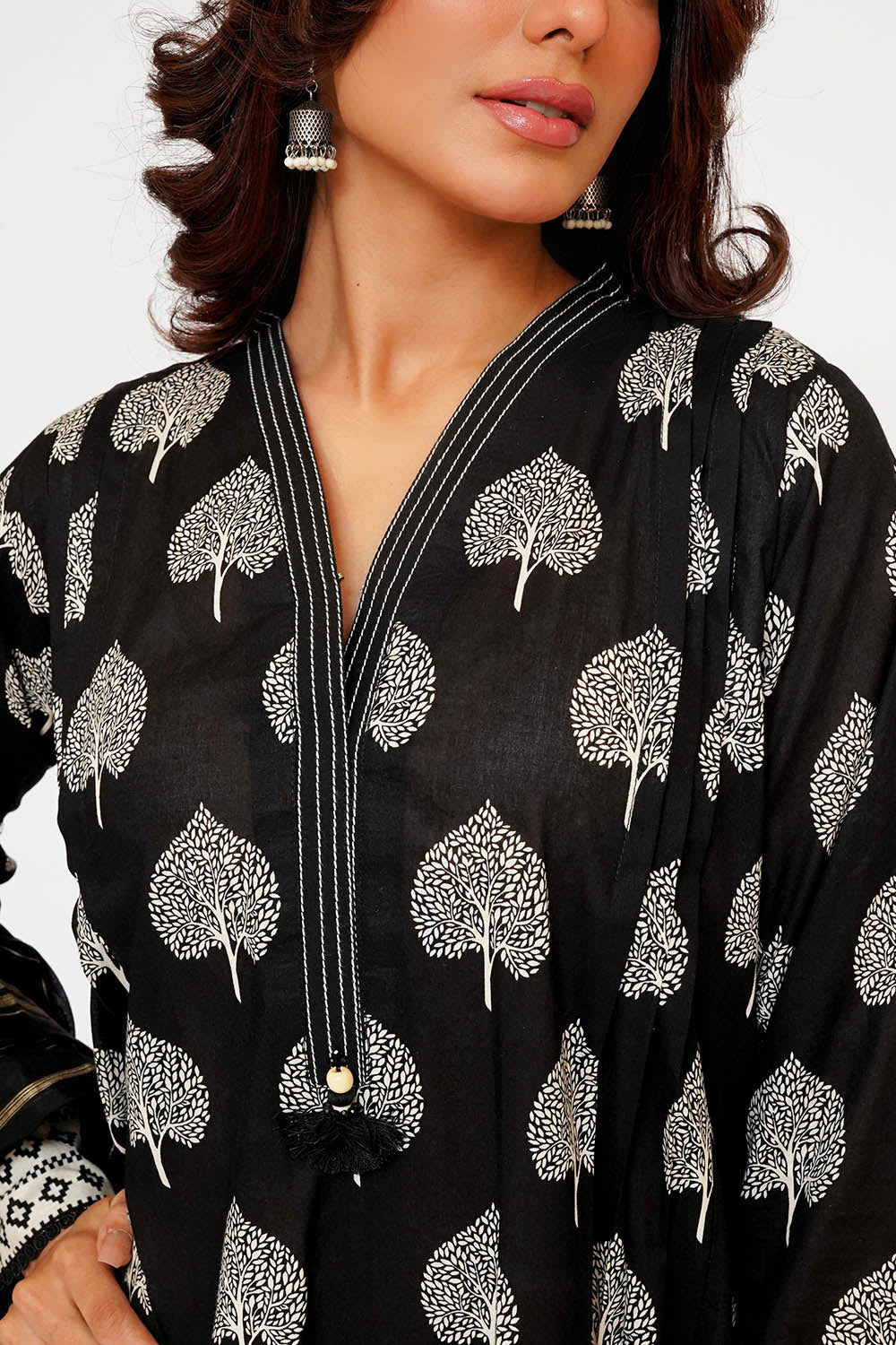 Senorita Women RTW Printed Lawn Cotton 3 Piece Suit LAD-03464 Eid Collection
