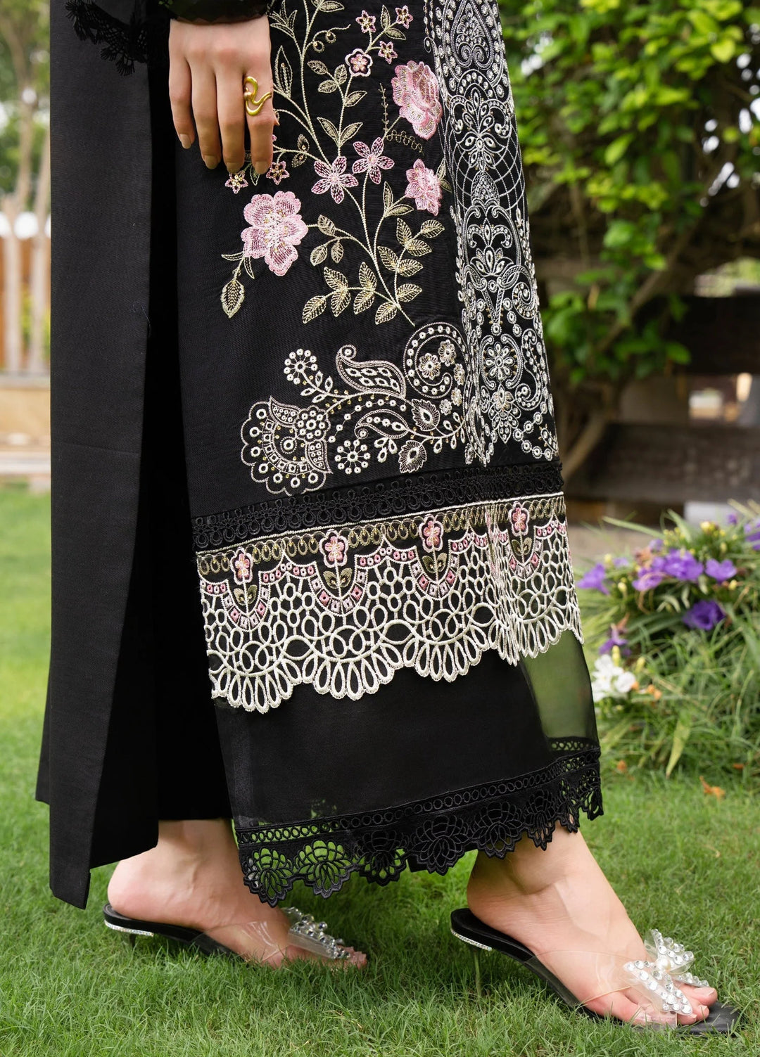 Chandan Nagri RTW Embroidered Lawn 3 Piece Suit Zara-Mist - Casual Collection