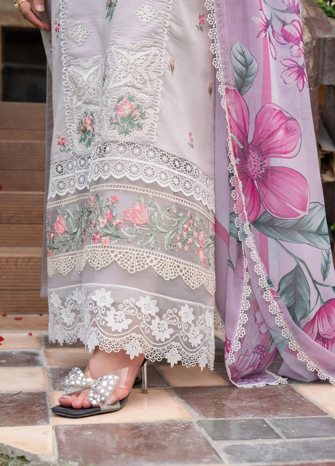 Chandan Nagri RTW Embroidered Lawn 3 Piece Suit Verdant Glow - Casual Collection