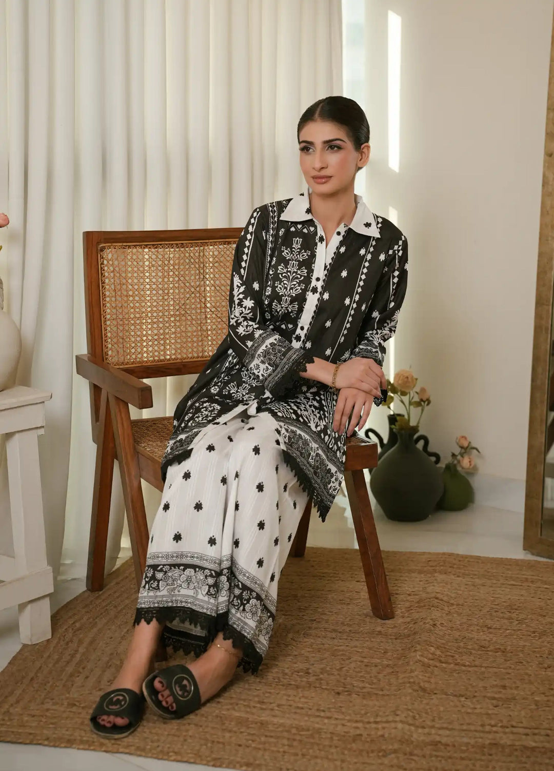 Karashe Women RTW Printed Blended Lawn 2 Piece Suit MONOCHROME MAJESTY - Festive Collection
