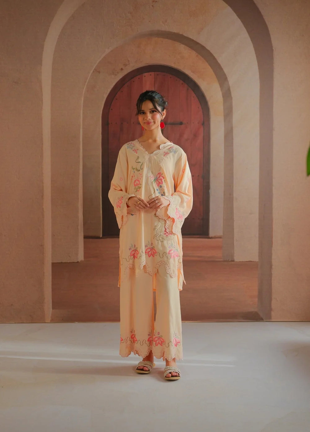Dhaga Women RTW Embroidered Lawn 2 Piece Suit DHA-HEAT - Casual Collection