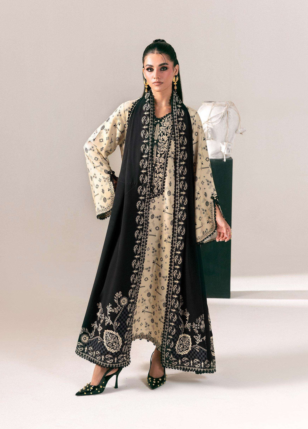 Q prints by Qalamkar Unstitched Embroidered Slub Linen 3 Piece Suit QLK26ULQ Mehru QPW-10A - Winter Collection