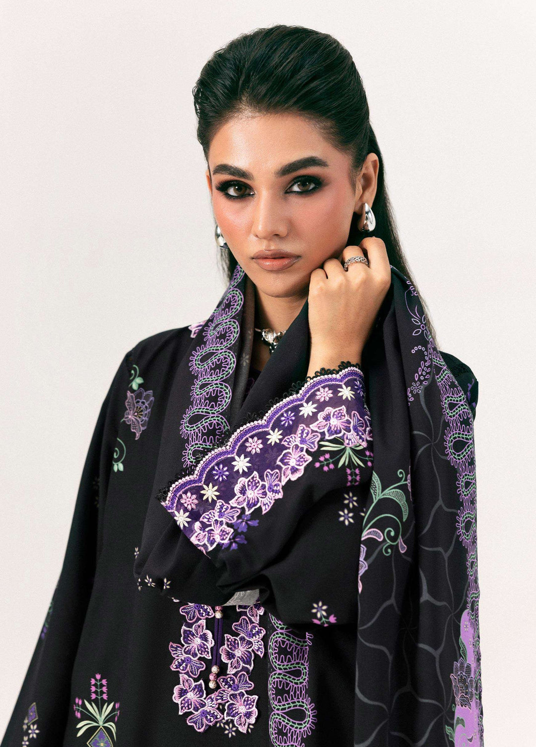 Q prints by Qalamkar Unstitched Embroidered Slub Linen 3 Piece Suit QLK26ULQ Sajal QPW-09B - Winter Collection