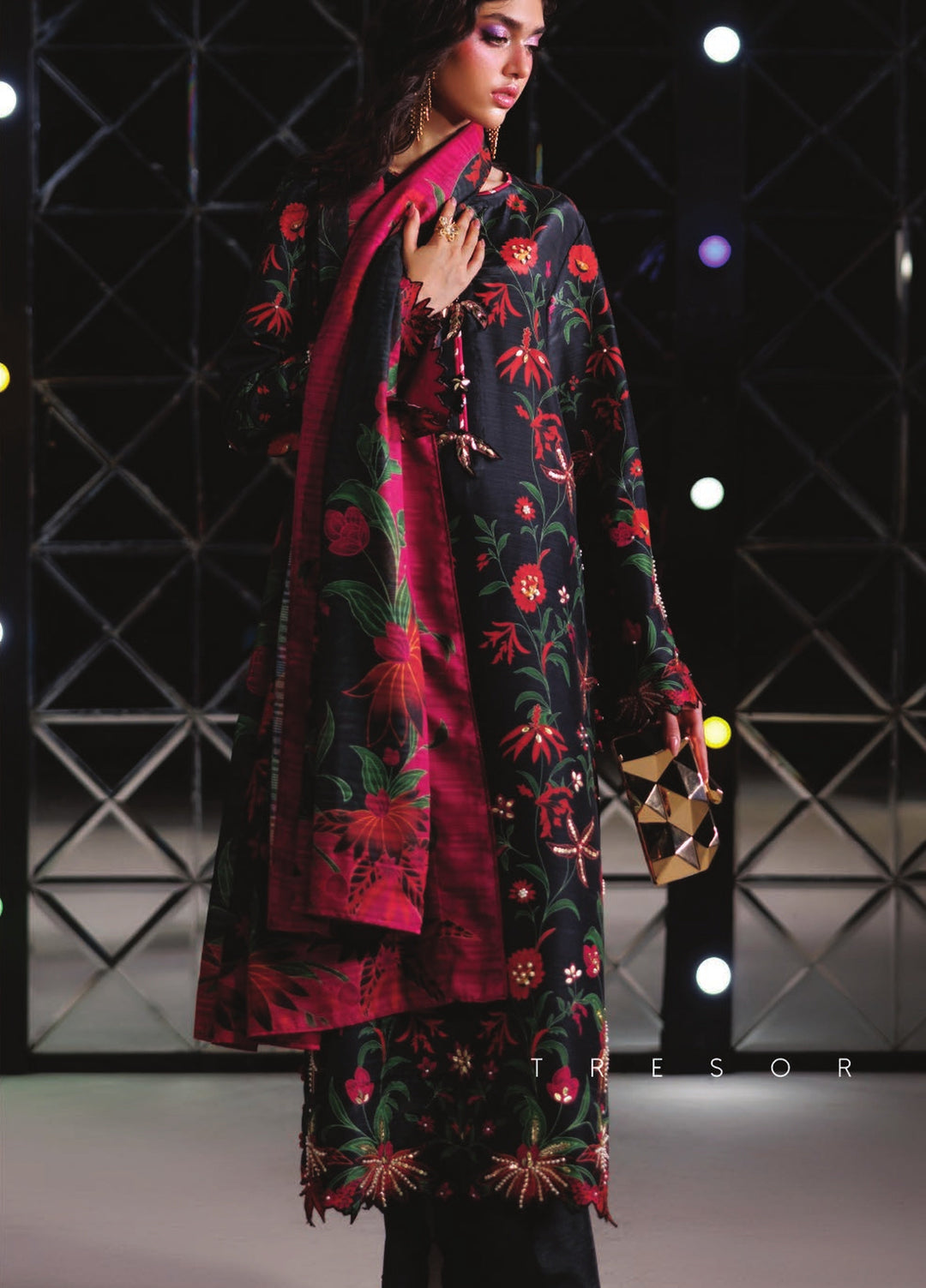 Luxe by Rang Rasiya Unstitched Printed Raw Silk 3 Piece Suit RR26ULS Tresor - Festive Collection