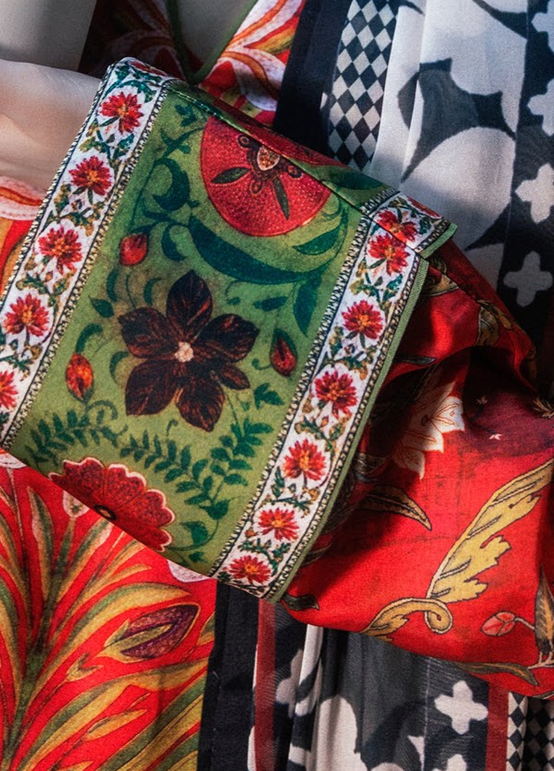 Lady Aik by AIK Atelier Unstitched Printed Silk 3 Piece Suit AIK26ULA 08 - Festive Collection