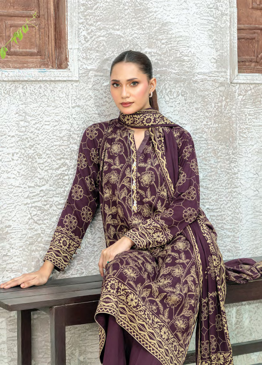 Lakhany Printed Pashmina Suits Unstitched 3 Piece LSM25LP LG-IZ-0511-A - Winter Collection