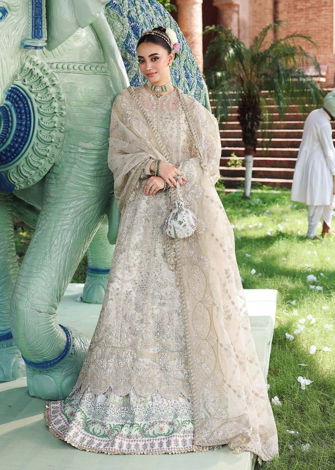 Veere di Wedding by Sardinia Unstitched Brides Embroidered Handwork Organza Suits 3 Piece SRD25VW D-1304 Pareesa - Formals Collection