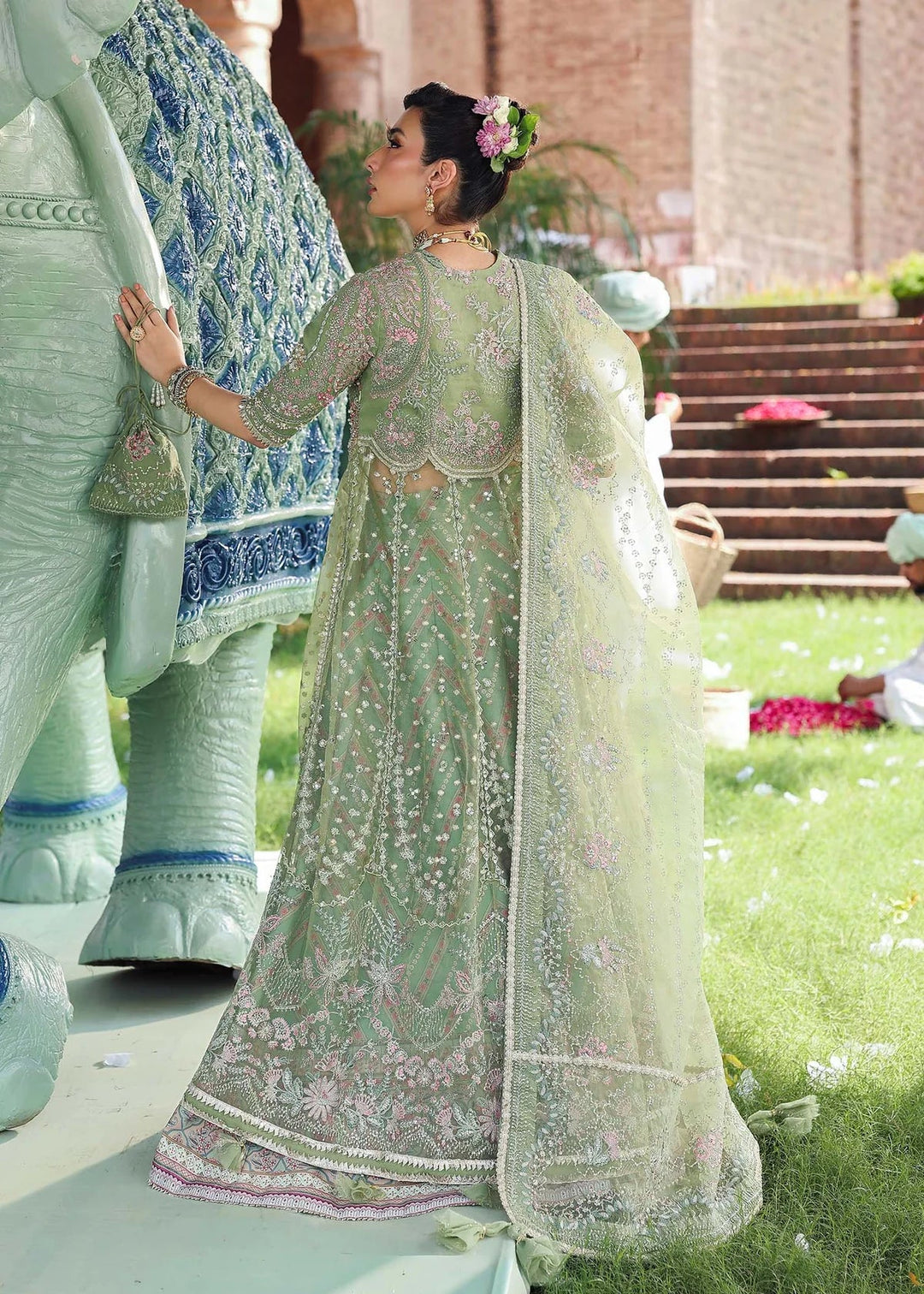 Veere di Wedding by Sardinia Unstitched Brides Embroidered Handwork Zari Organza Suits 3 Piece SRD25VW D-1301 Heer - Formals Collection