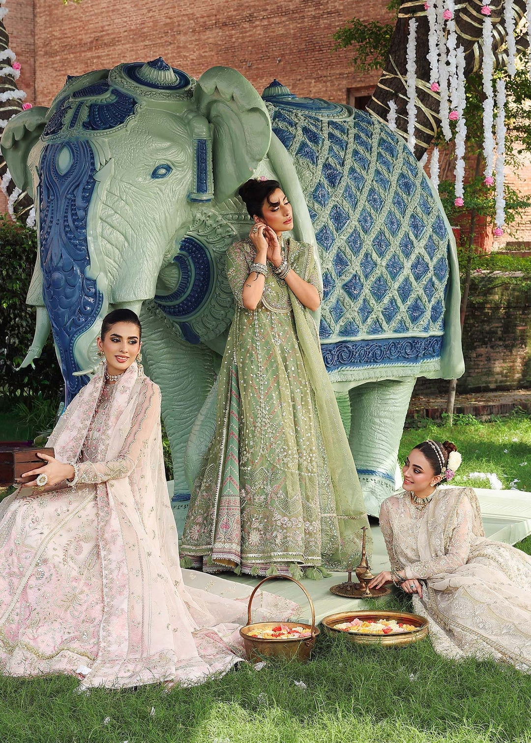Veere di Wedding by Sardinia Unstitched Brides Embroidered Handwork Zari Organza Suits 3 Piece SRD25VW D-1301 Heer - Formals Collection