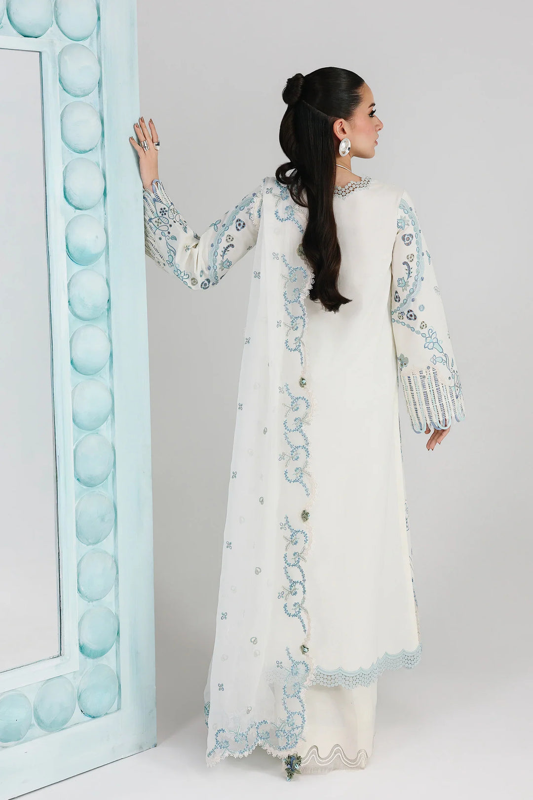 Qalamkar Unstitched Embroidered Lawn 3 Piece Suit QLK26ULF IRMIN QFL-3 - Festive Collection