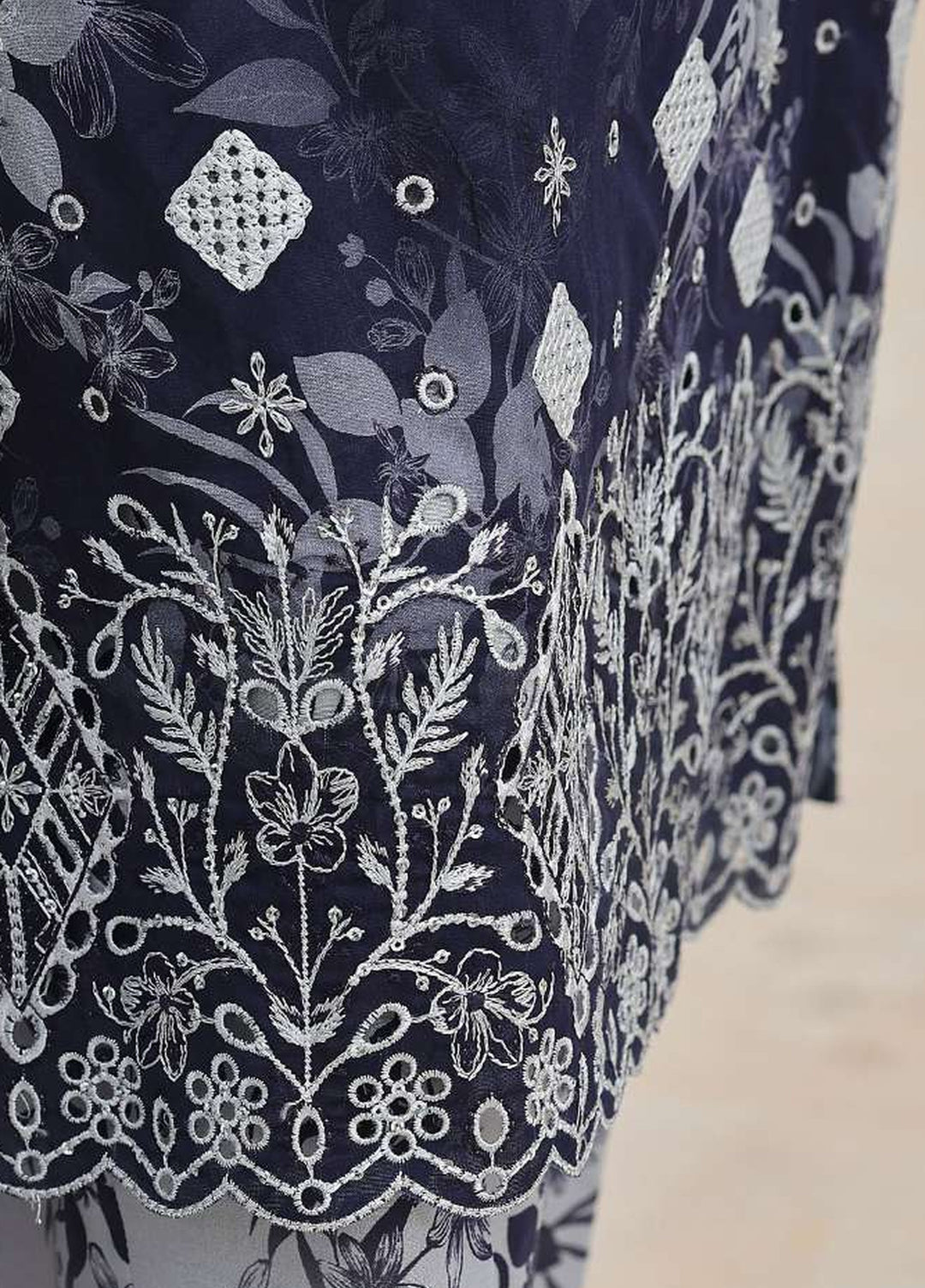 Zouk by HZ Textiles Unstitched Printed Lawn 3 Piece Suit HZ26UZL ZEC-1177 - Casual Collection