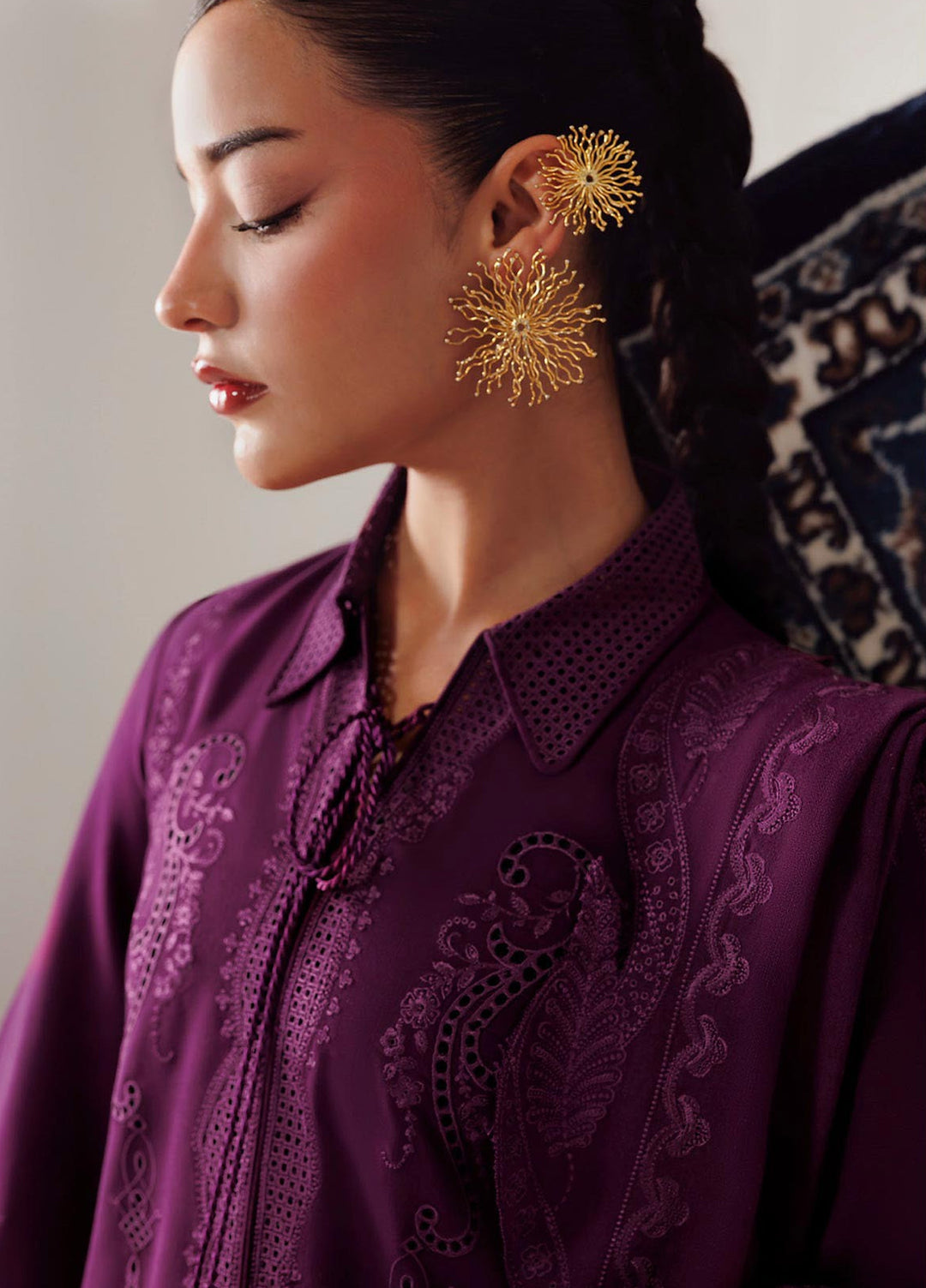 Q line by Qalamkar Unstitched Embroidered Slub Linen 3 Piece Suit QLK26UQL Maheen QLW-07 - Winter Collection