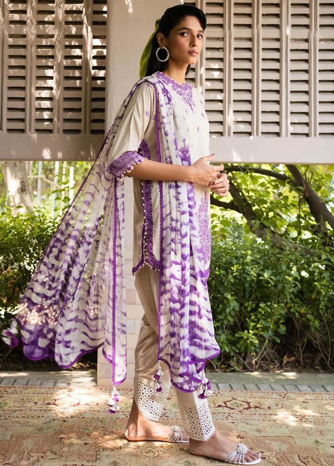 Muzlin By Sana Safinaz Embroidered Lawn Suits Unstitched 3 Piece SS23MZ 17B - Summer Collection