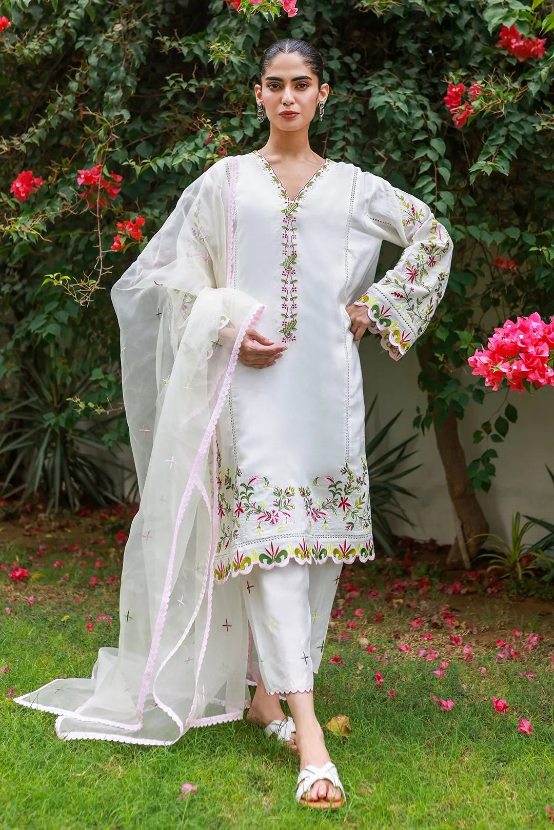 Nadia Khan Pret Embroidered Raw Silk 3 Piece Floral white