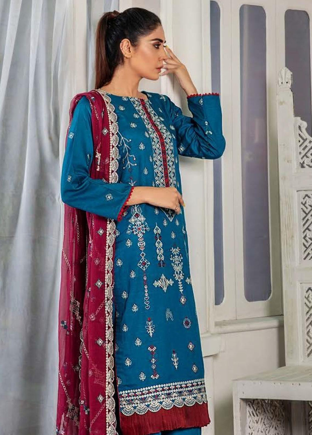 Noir By Humdum Embroidered Linen Suits Unstitched 3 Piece HD22N D-01 - Winter Collection