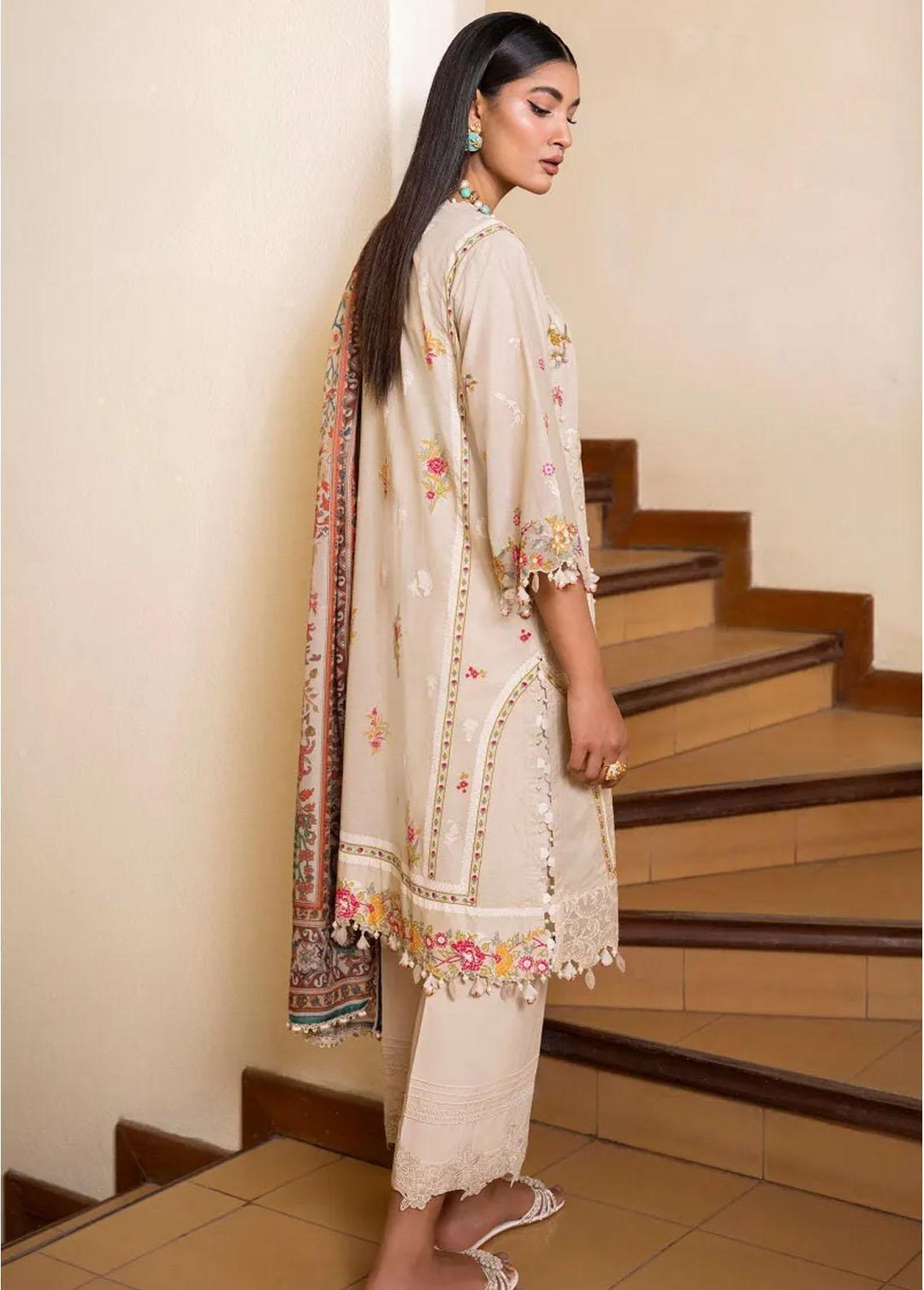 Muzlin By Sana Safinaz Embroidered Lawn Suits Unstitched 3 Piece SS23MZ 15A - Summer Collection