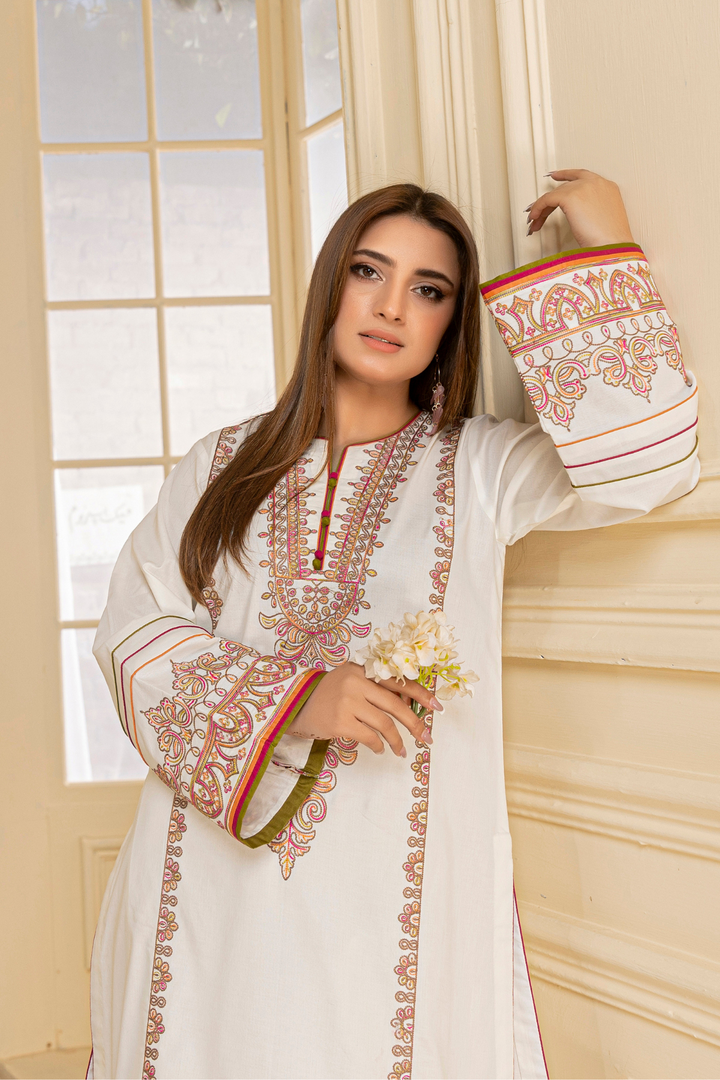 Waresha Women RTW Embroidered Lawn 2 Piece Suit GW06 - Festive Collection