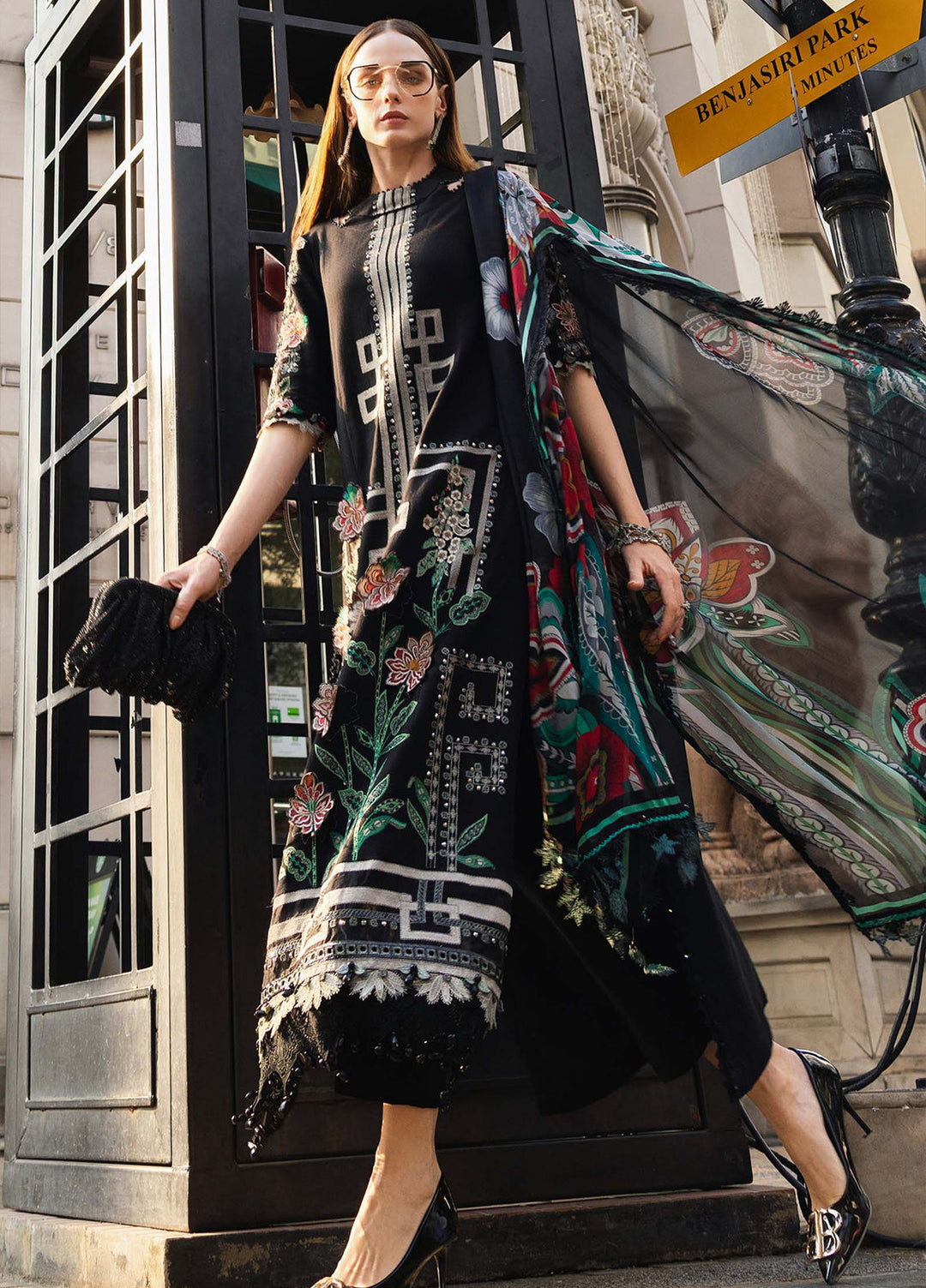 Maria B Unstitched Embroidered Lawn 3 Piece Suit MB26ULE D11 - Eid Collection