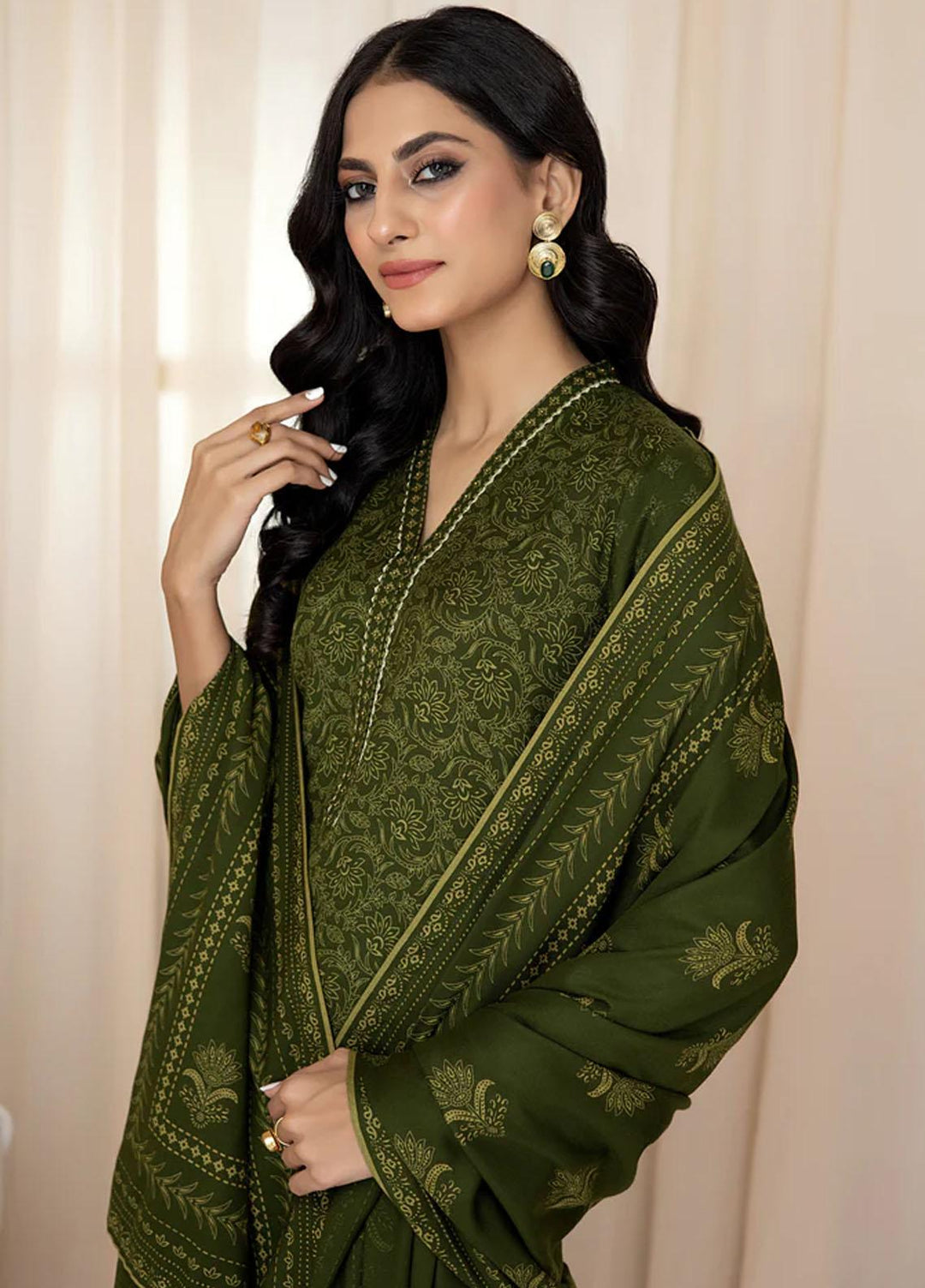 Lakhany Printed Cashmere Wool Suits Unstitched 3 Piece LSM22CV CVC-1004-C - Winter Collection