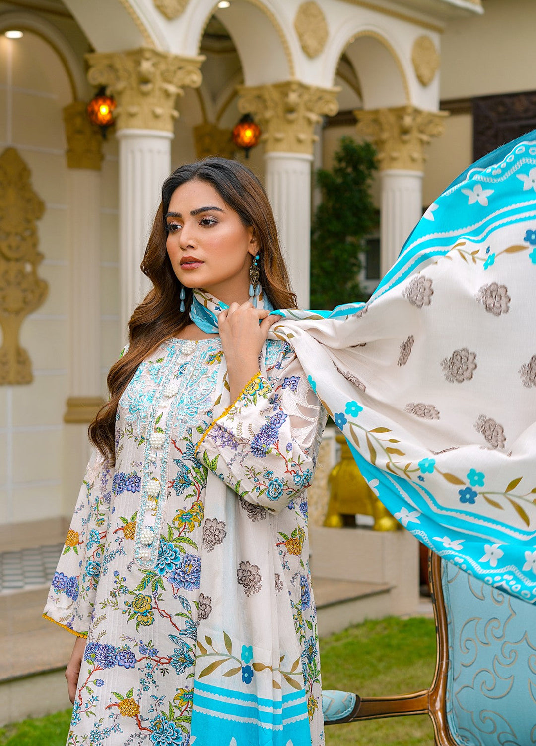 Rang E Gulposh Pret Embroidered Lawn 3 Piece Suit RNG-1205