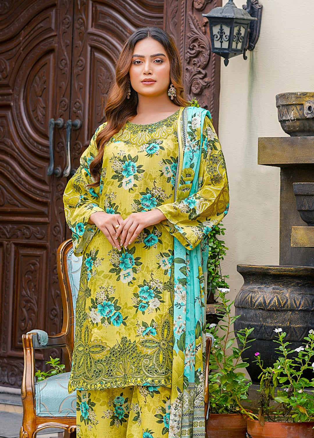 Rang E Gulposh Pret Embroidered Lawn 3 Piece Suit RNG-1208