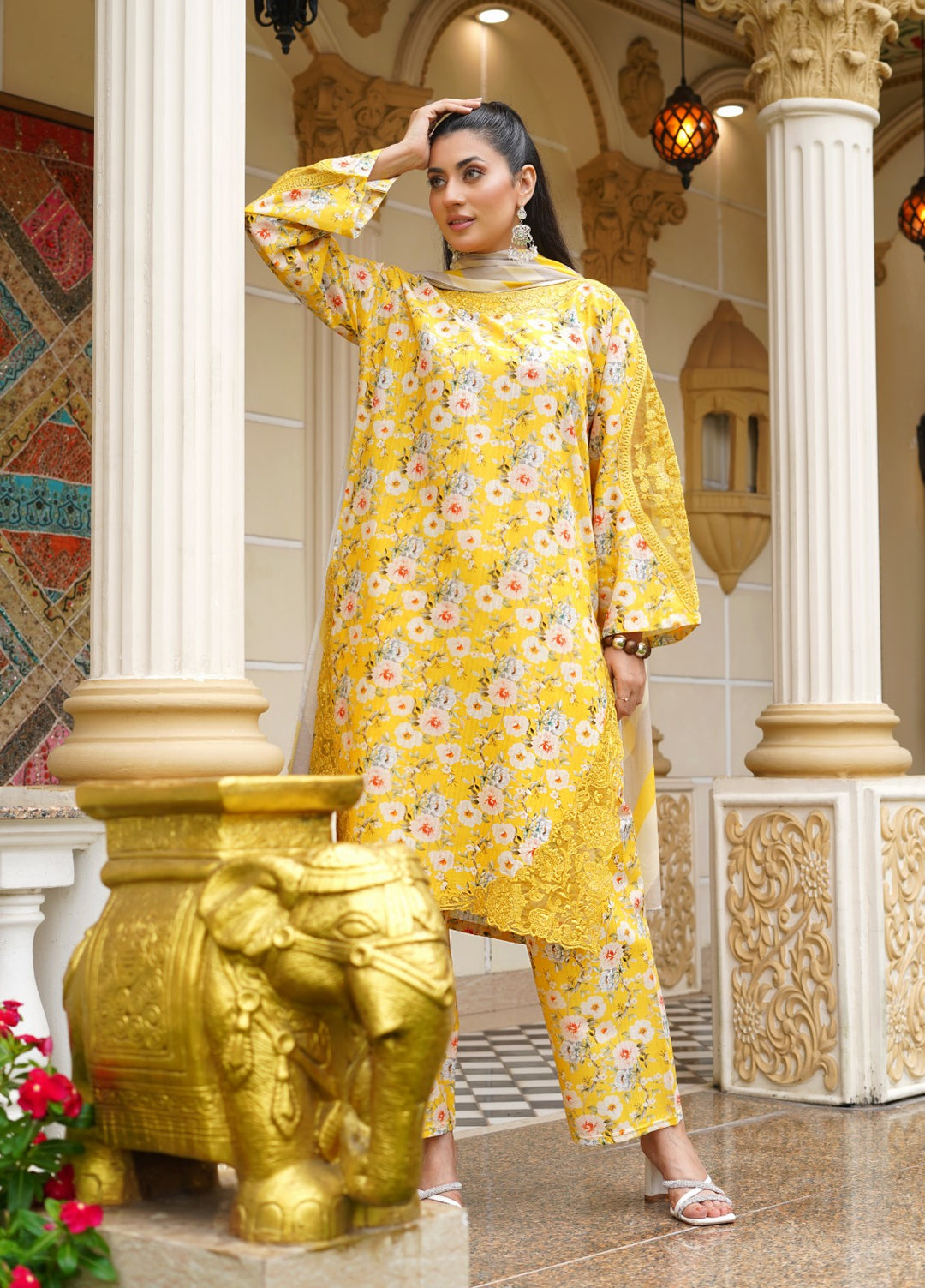 Rang E Gulposh Pret Embroidered Lawn 3 Piece Suit RNG-1209