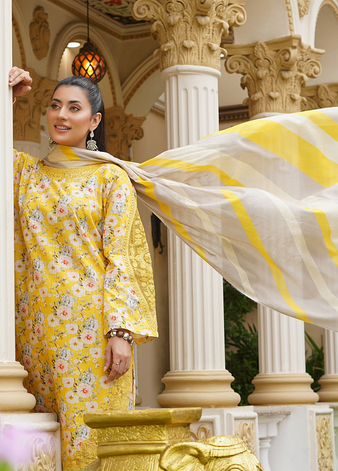 Rang E Gulposh Pret Embroidered Lawn 3 Piece Suit RNG-1209